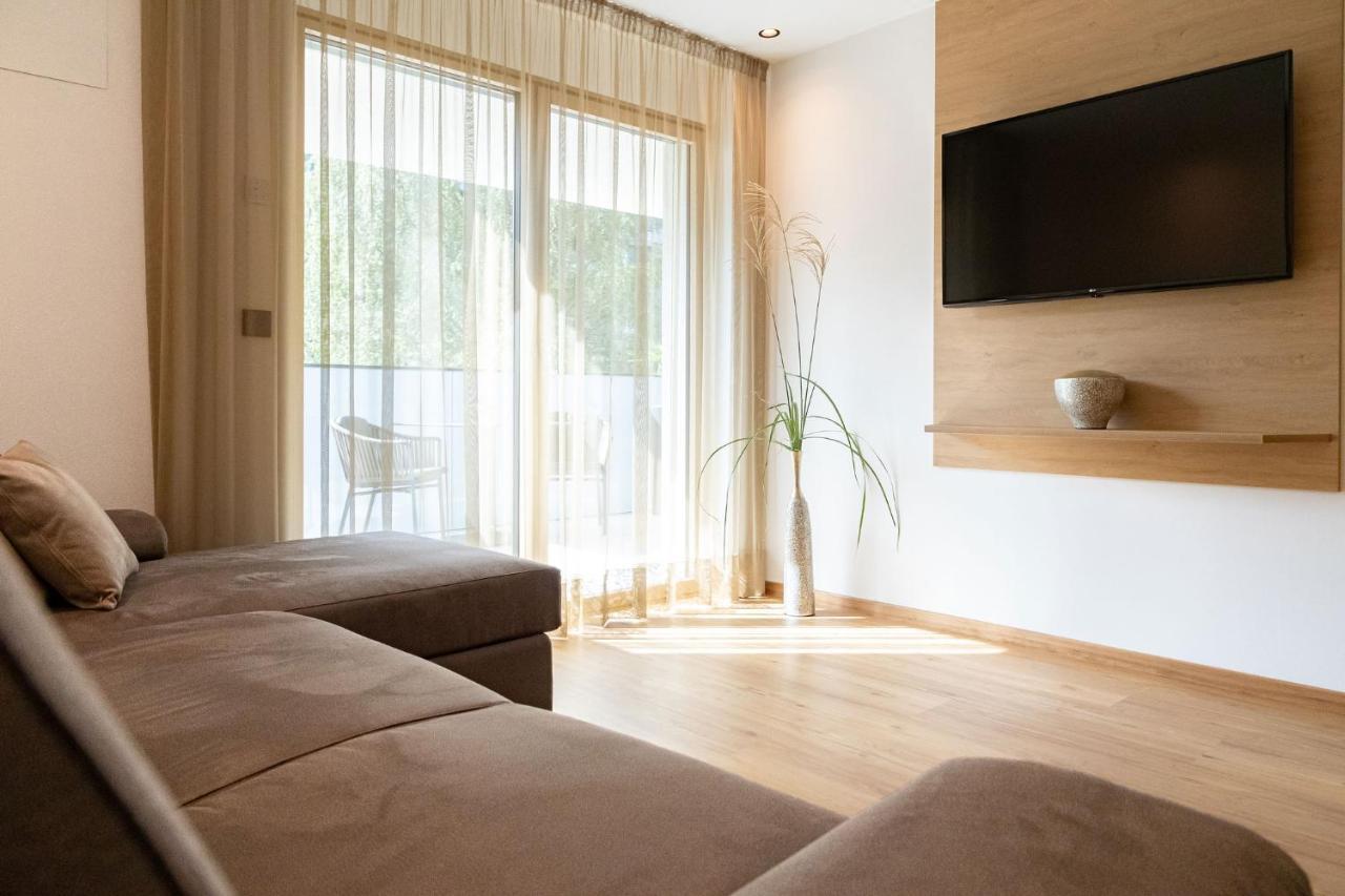 Nice Living Neue- Moderne Apartments Im Herzen Von Brixen - Kostenlose Brixencard - Ideal Fuer Familien, Paare, Geschaeftsreisende Und Allen Urlaubs Hungrigen Экстерьер фото